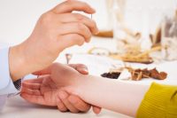 성주군, 거동 불편 어르신에 ‘찾아가는 한의진료’ 실시