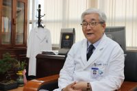 김성수 경희대한방병원 원장, ‘옥조근정훈장’ 포상