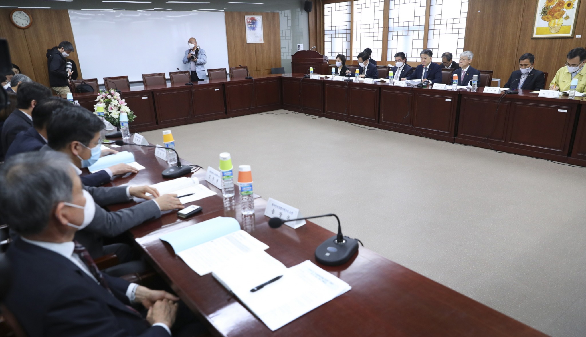 코로나치료제범정보 지원단.jpg