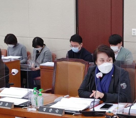 정춘숙 의원4.jpg