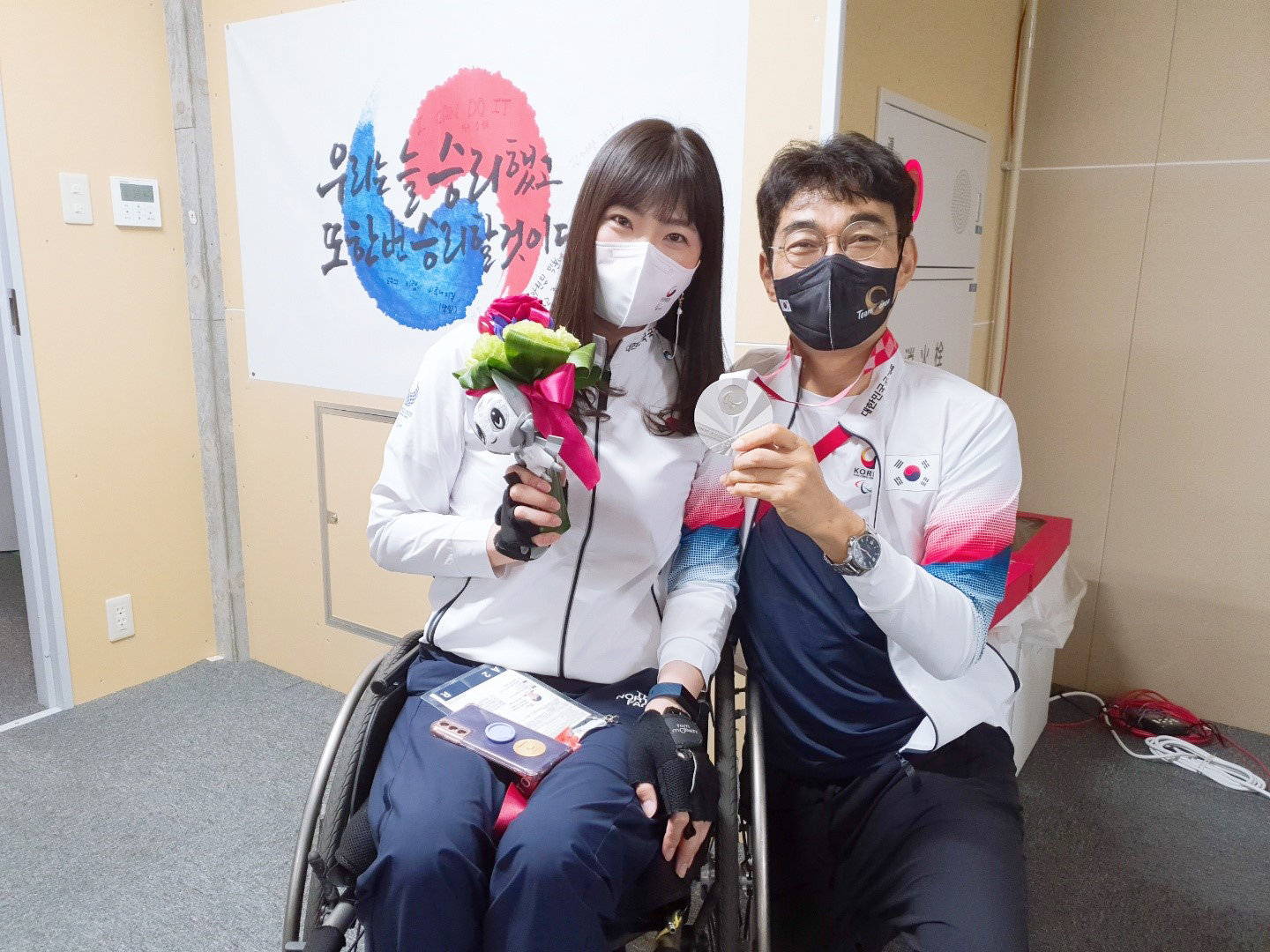 제정진3, 탁구 서수연 선수와.jpg