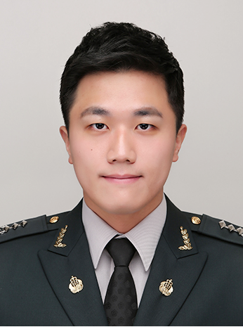 이현훈 대위.png