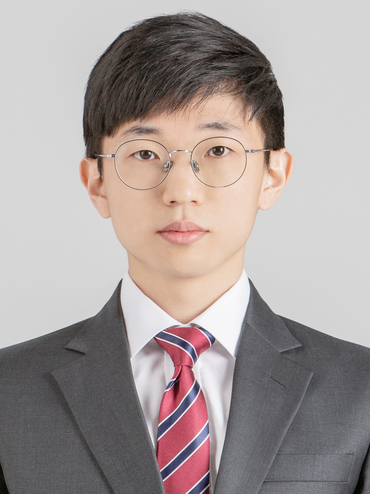 김찬영님 증명 사진.jpg