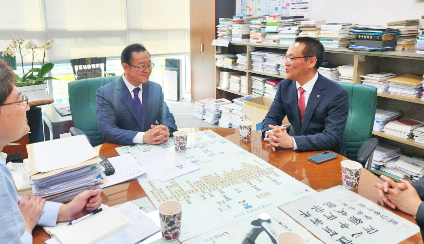 20230511_이종배 의원 감사패2.jpg