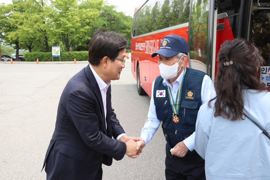 신동근 의원 인터뷰5.jpg