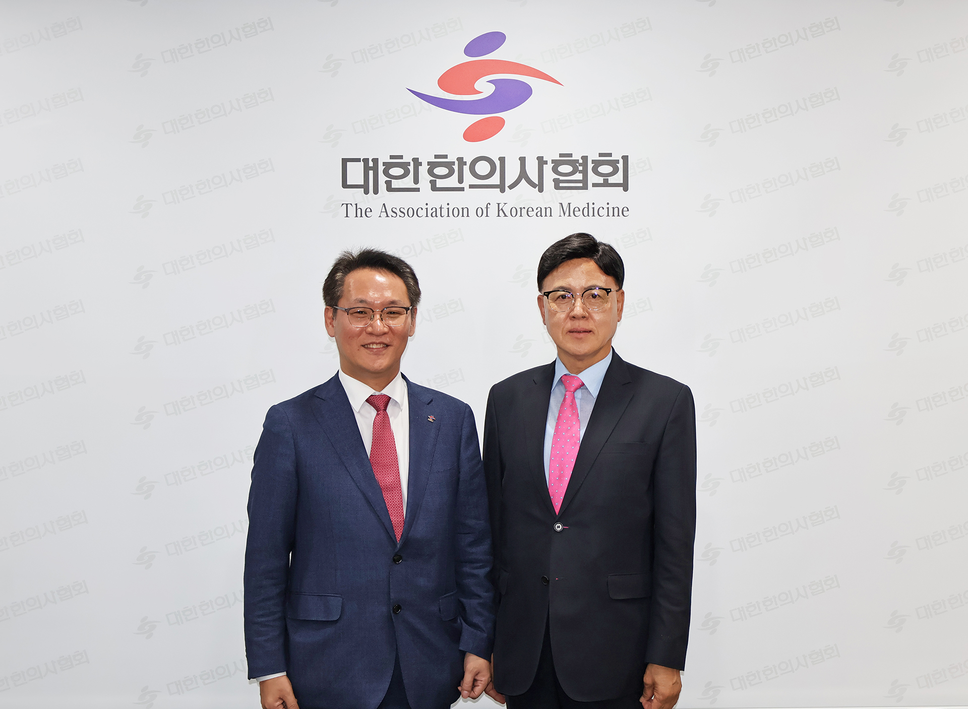 이명수 간담회1.jpg