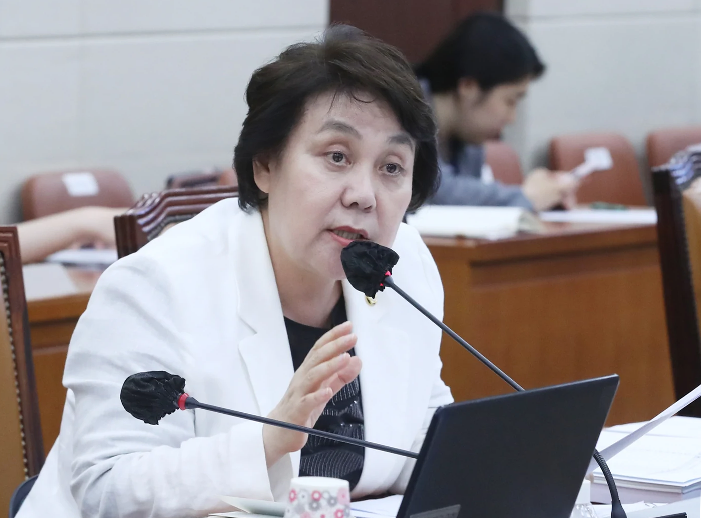 정춘숙 의사 없어.png