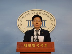 이용호 의원 “러시아·중국 백신 도입해야”