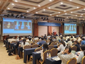 의료영상 기반 관절질환의 통합적 접근법 모색