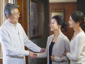 “건강문해력 수준 낮을수록 의료이용 증가”