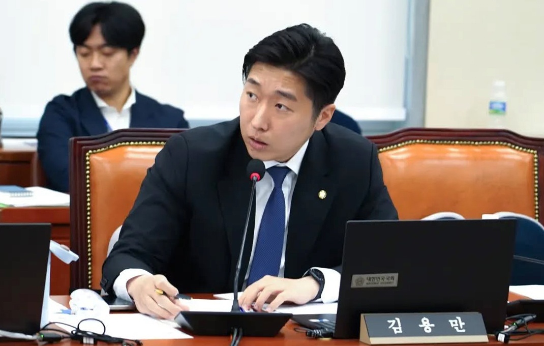 김용만 보훈정책2.jpg