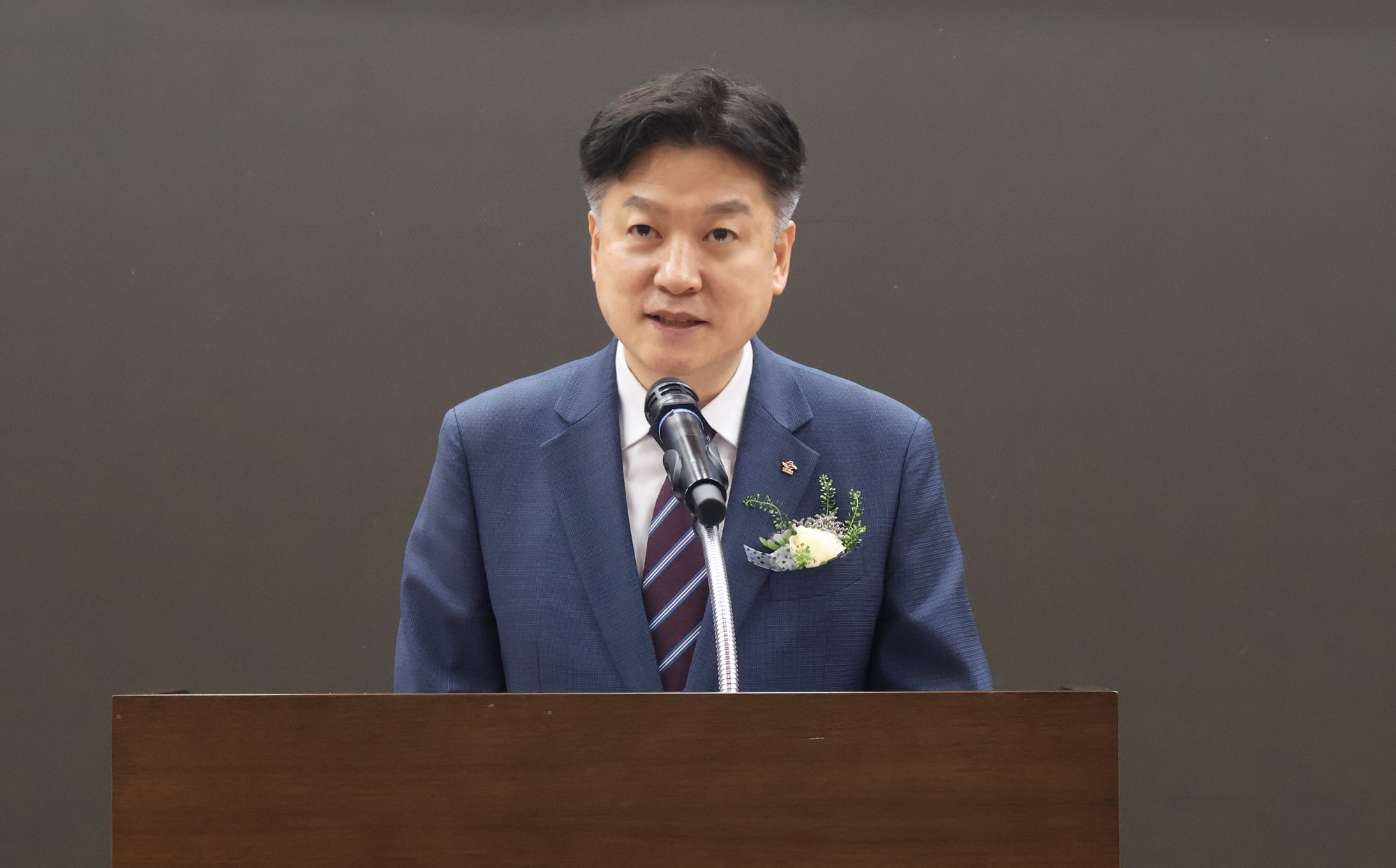 윤성찬 회장.jpg