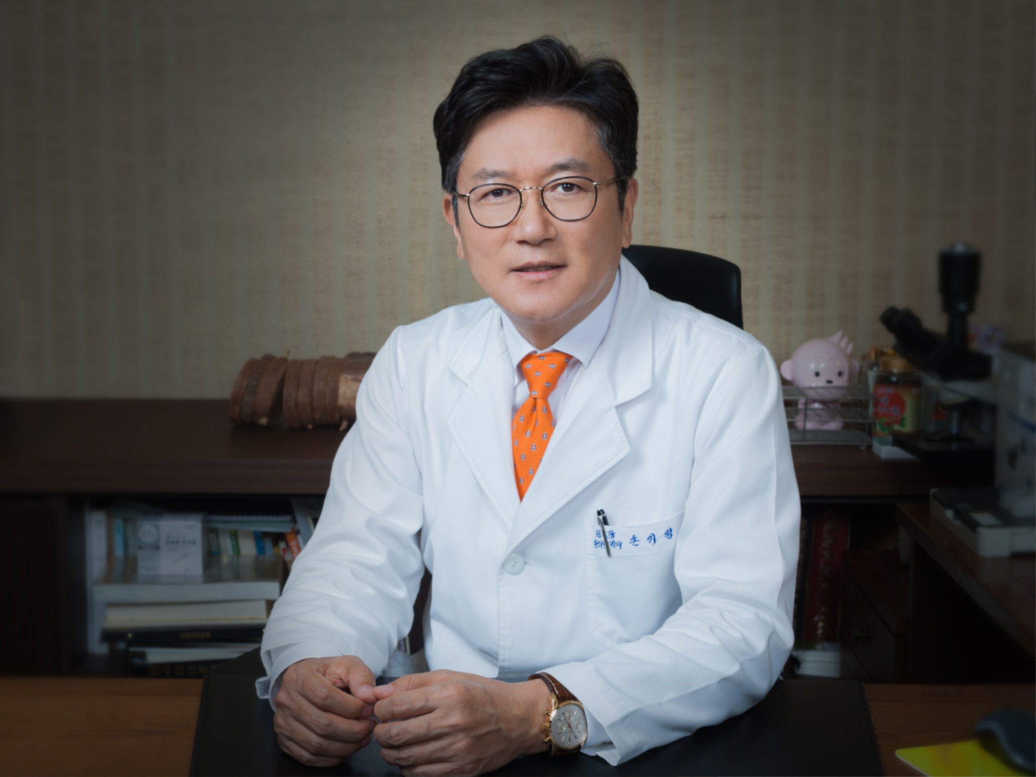 일중한의원 손기정원장님.jpg