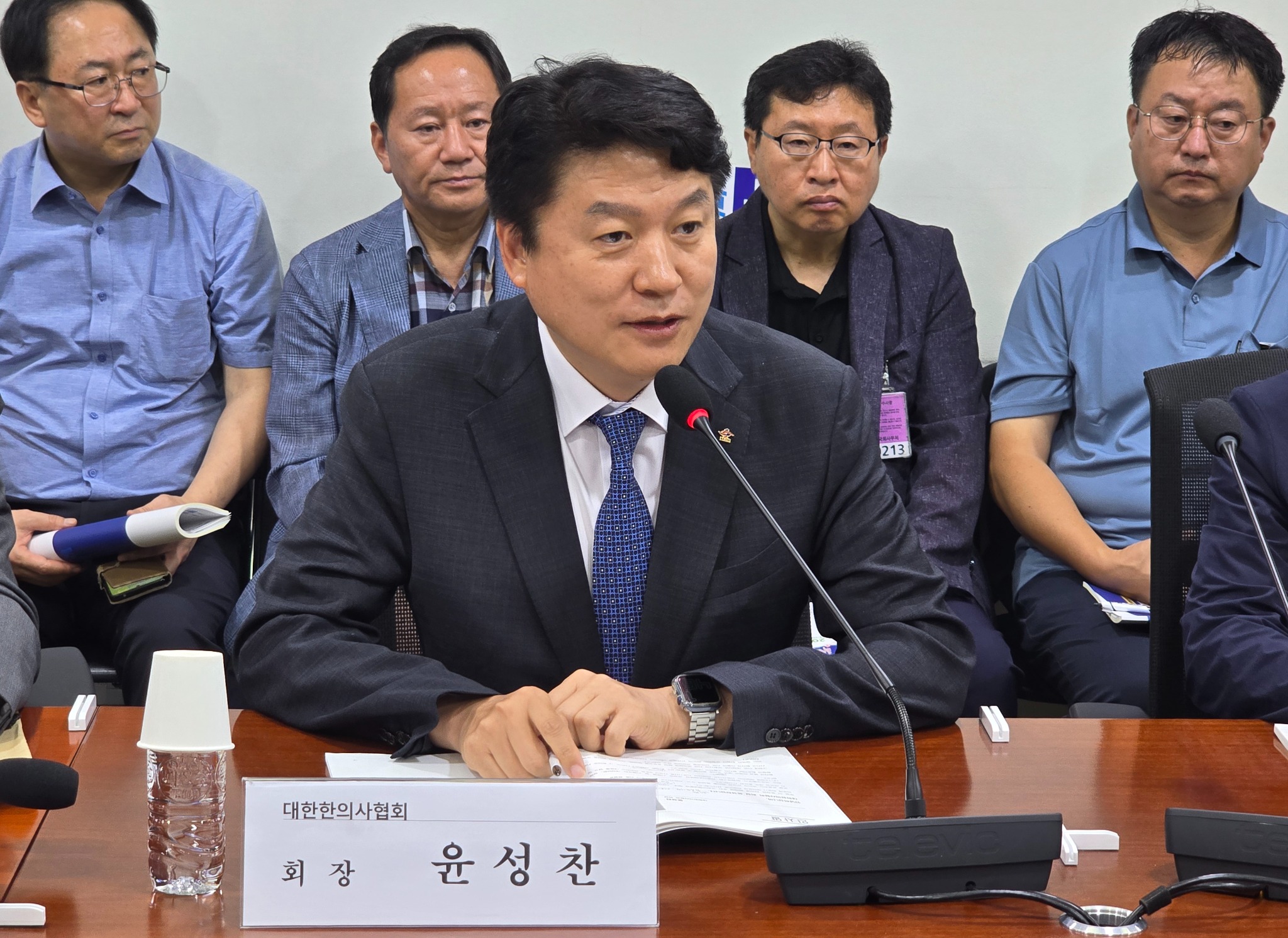 윤성찬 회장.jpg