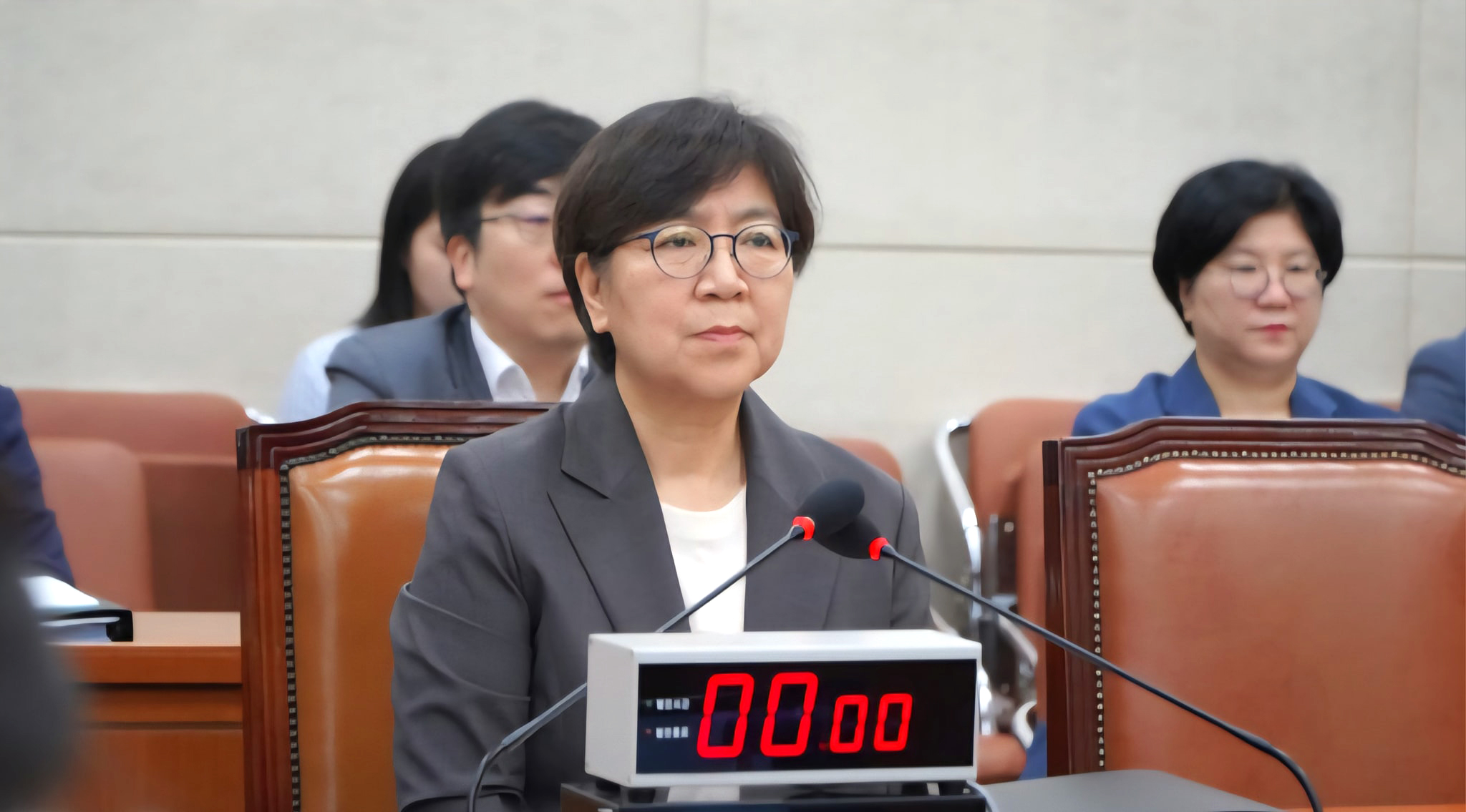 정은경 단독.jpg