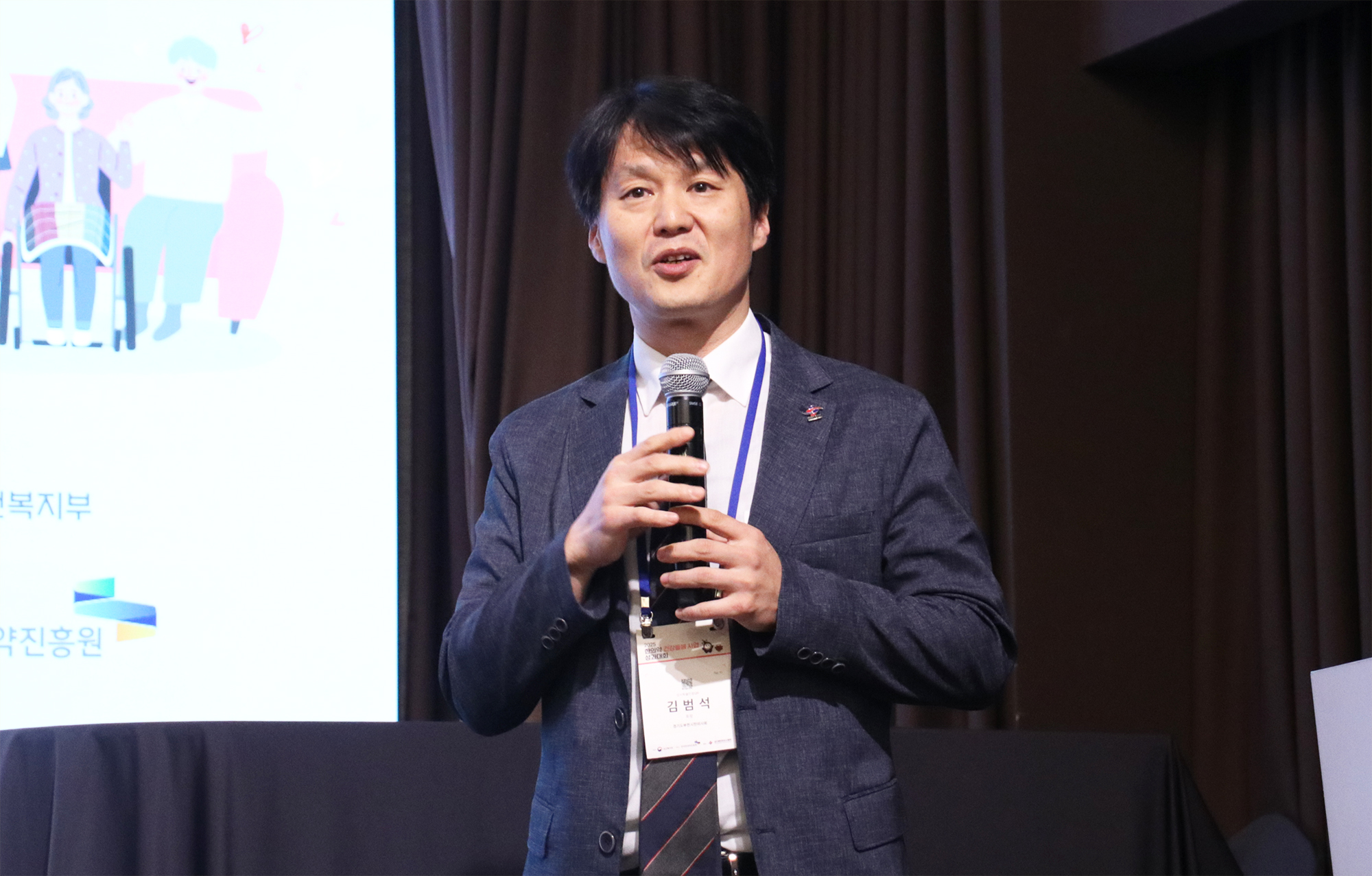 김범석 회장 인터뷰 2.jpg