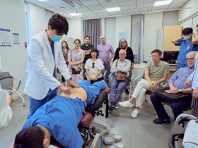 “한의학 교육 이수하면 미국 등 30여 개국 의사면허 유지”