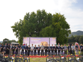 건보공단, 원주시와 반계리 은행나무광장 준공식 개최