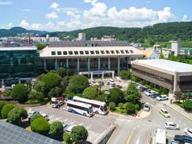 “청소년 바른 자세 형성, 한의약 건강교실로 함께 해요”