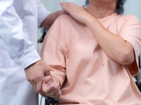 장애인 건강주치의제, 참여율 0.35%…실효성 논란