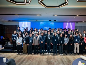 “AI로 쓰고 데이터로 입증하다”