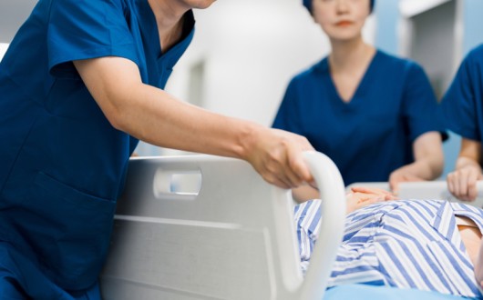 “필수의료 공백 막는다”…의사 집단 사직·휴진 금지법 추진