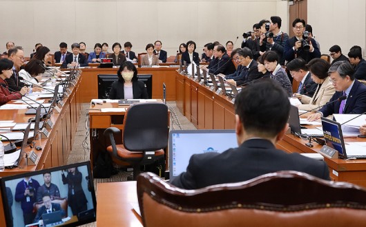 공공의료 인력 양성·15년 의무복무…‘국립의전원법’ 복지위 통과