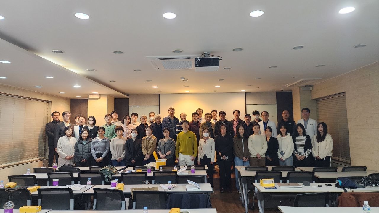 고가 장비 없이도 즉시 활용가능한 임상모델 제시