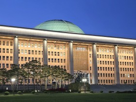 ‘AI 가짜 한의사’ 광고 전면 금지법 제정…의약품 안전관리 강화