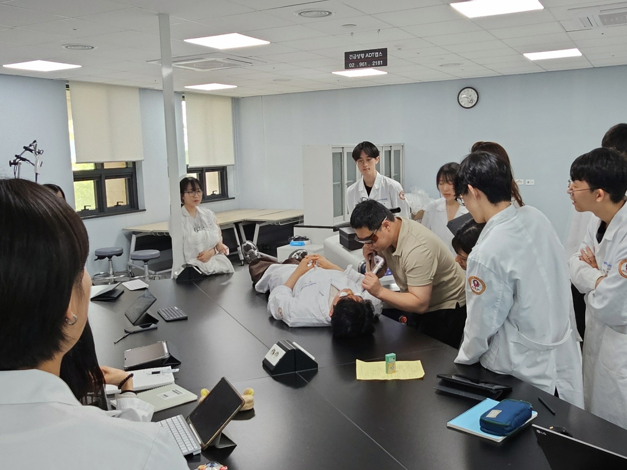 레이저1.jpg