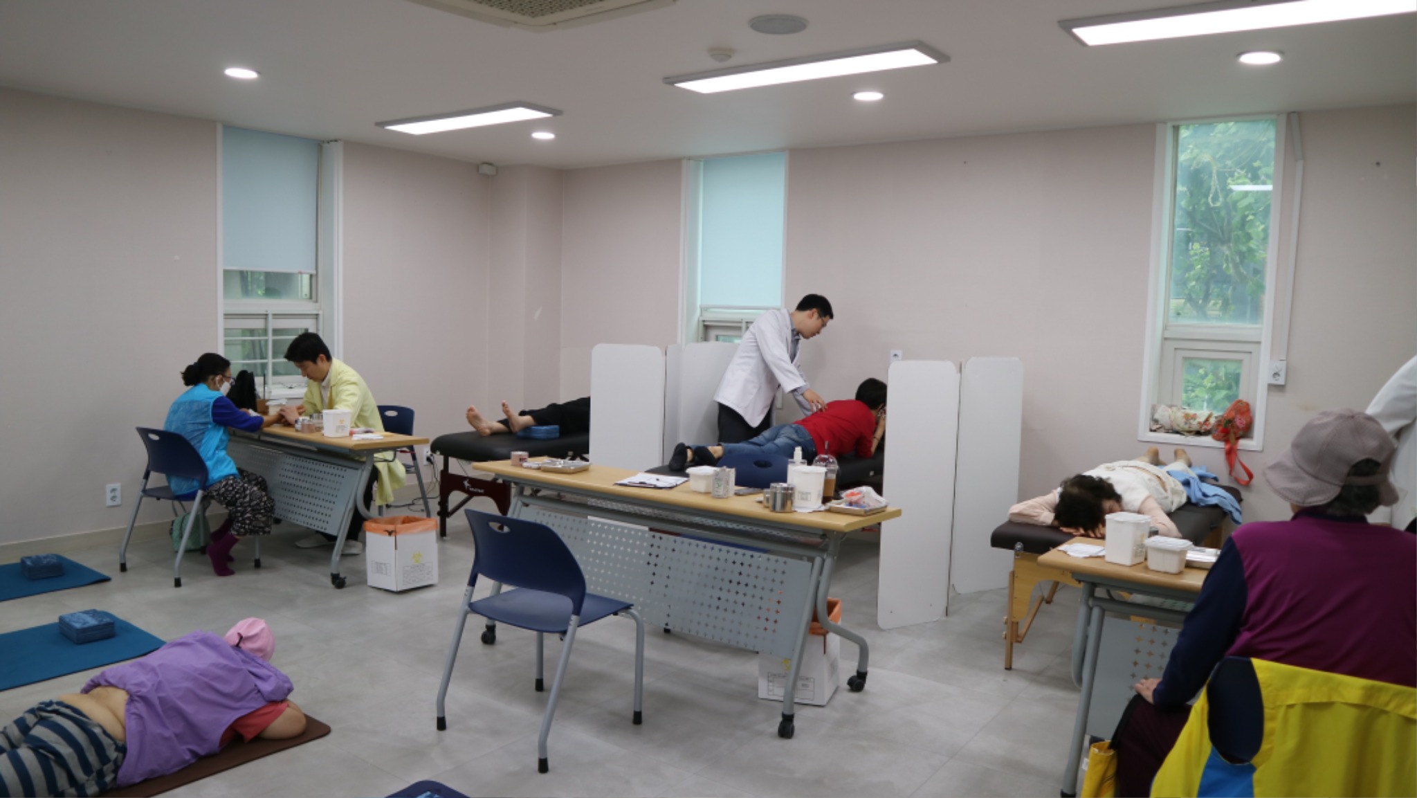 강남 의료봉사4.JPG
