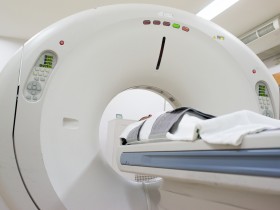MRI 운영 영상의학과 전문의 주 1일 근무 허용
