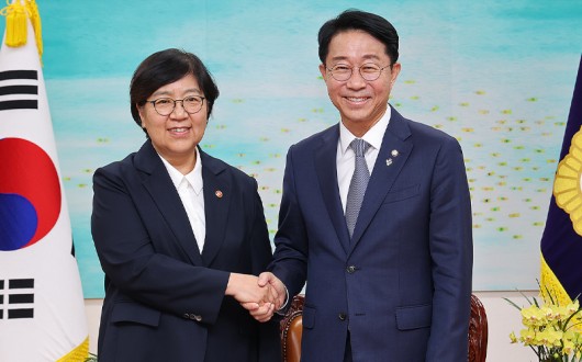 조정식 국회의장 “응급의료체계 혁신·지역의사제 정착 지원”