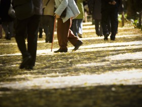 장기요양 수급자 10명 중 7명 “건강 악화돼도 살던 집서 살겠다”
