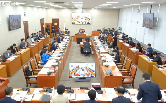 국회 보건복지위 전체회의…법안·예산결산·청원심사위 구성