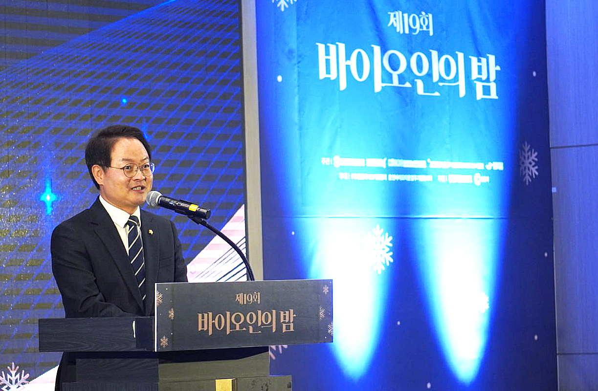 허영.jpg