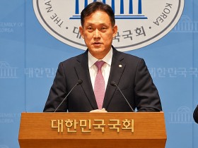 식약처 IND 승인체계 도마…심사 중 ‘처장 문자’ 전달, 보고 문서는 없어