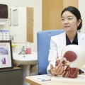 입 돌아가고 눈 안 감기면 안면마비…초기 3주 치료가 관건