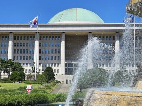 한의사, 접종 이상사례 신고 주체로…‘예방접종관리법안’ 복지위 의결
