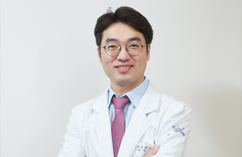 박연철 교수(반명함).png